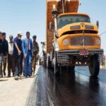 الوكيل لمروق يدشن العمل في مشروع صيانة طريق العبر الدولي بتمويل من السلطة المحلية بشبوة