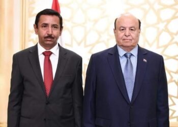 رئيس الجمهورية يجري اتصالاً هاتفياً بمحافظ محافظة شبوة