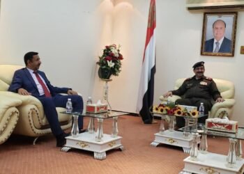 محافظ شبوة يلتقي وزير الداخلية ويناقش معه الأوضاع الأمنية في المحافظة